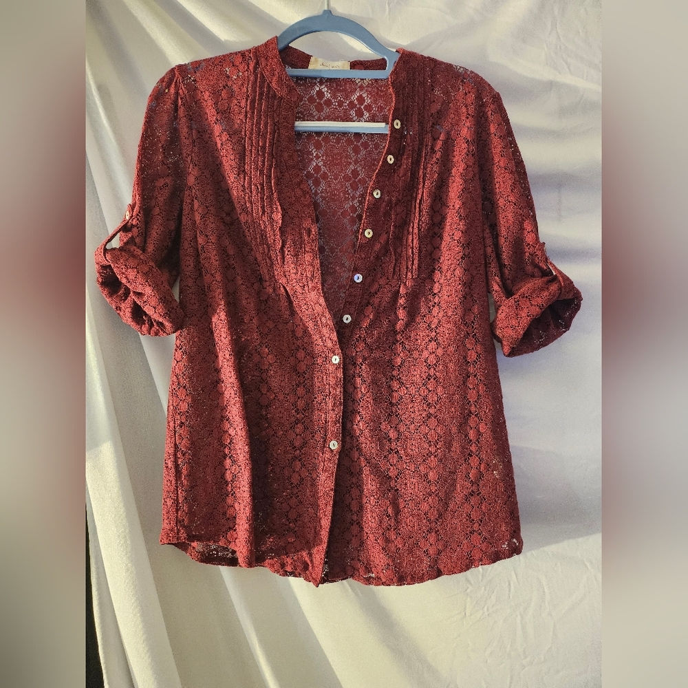 Altar’d State Top 3/4 Button Up Sleeve‎ Med,